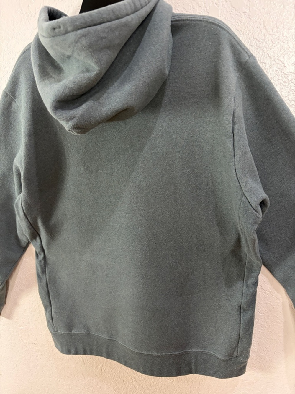 Patagonia,Size,XL,Men's Gray Hooded Sweatshirt with Multicolor Stripe - Picture 9 of 16